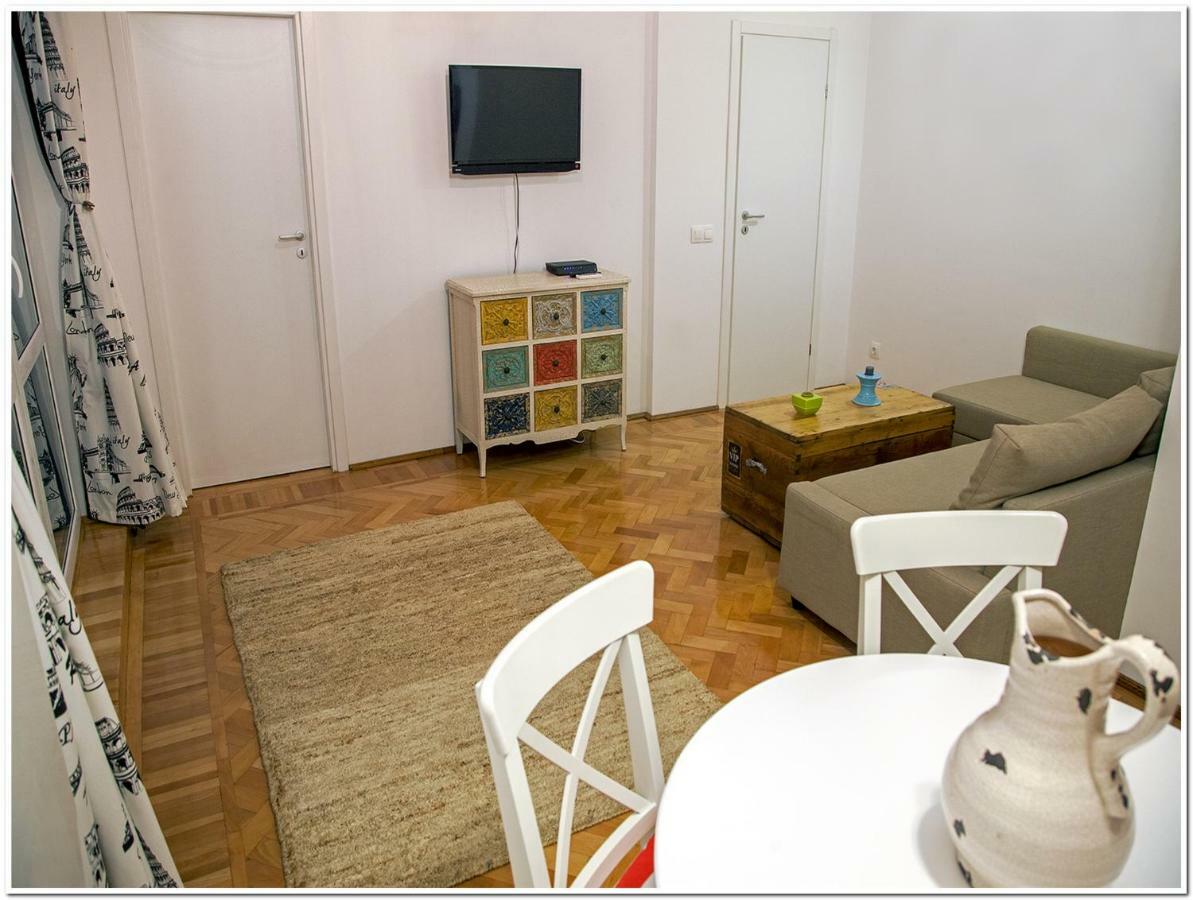 Skyview Old Town Apartment Βουκουρέστι Εξωτερικό φωτογραφία